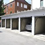 Garibaldi Отель Местре