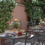 Garibaldi 3* Местре