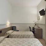 Отель Garibaldi