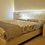 Отель Garibaldi Местре