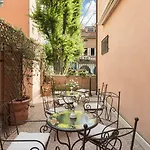 Отель Garibaldi Местре