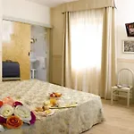 Garibaldi 3*