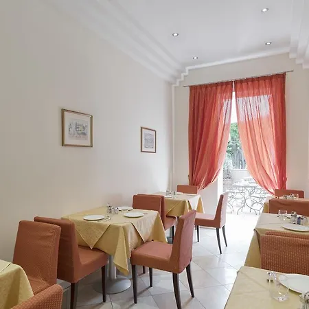 Garibaldi 3* Местре