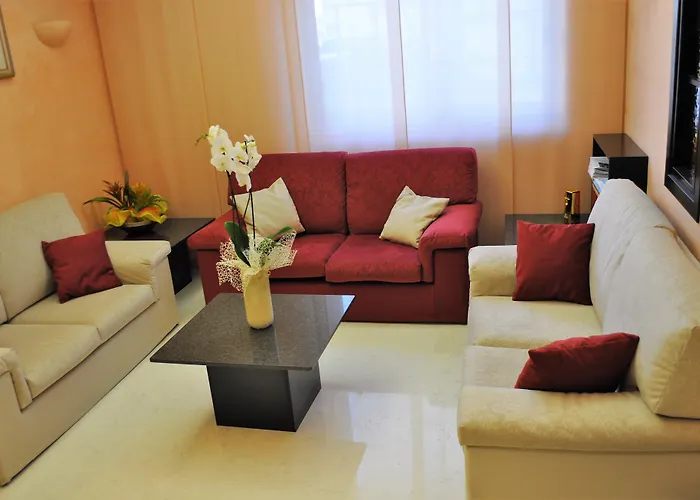 Отель Garibaldi